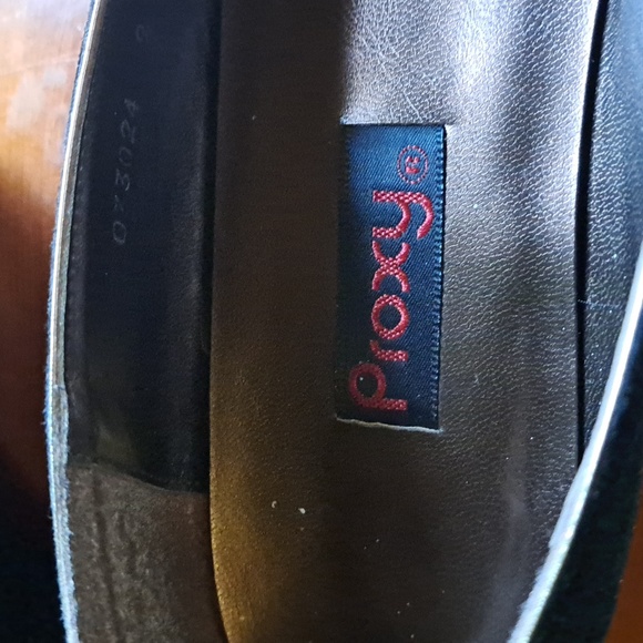 Last Chance! Will Be Pulling Soon!Proxy black suede shoes - Picture 3 of 5